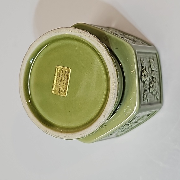 Vintage Ceramic Japan Grapes Leaves Grapevine Indoor Hexagon Pedestal Planter - Picture 9 of 10